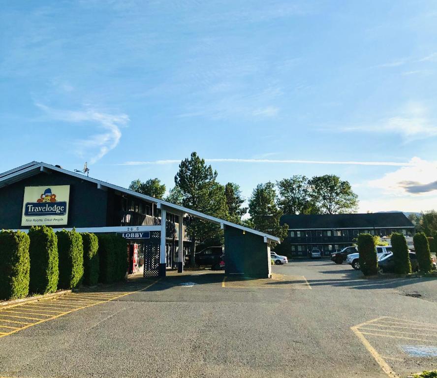 Coast Courtenay Hotel Exterior photo