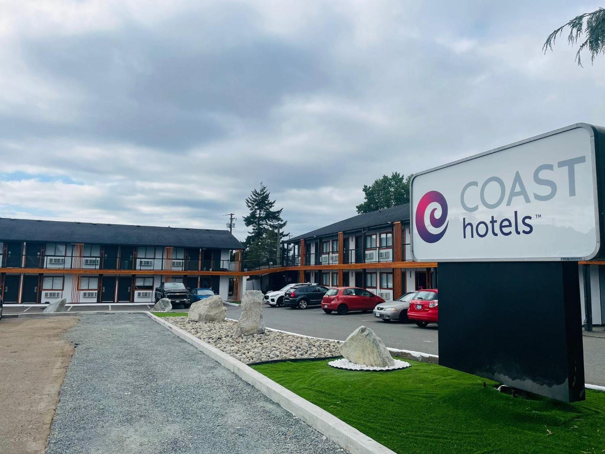 Coast Courtenay Hotel Exterior photo